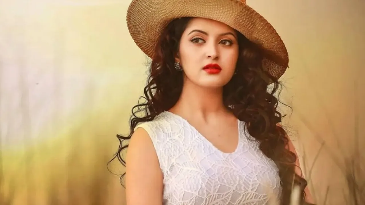 পরীর নতুন ওয়েব ফিল্ম ‘সেপারেশন’