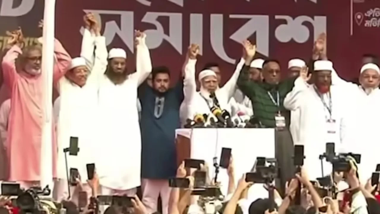 ৬ দফা দাবিতে ১১ দলীয় ঐক্যজোটের লংমার্চ শুরু
