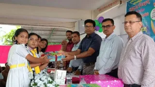 আনোয়ারায় প্রাথমিক বিদ্যালয়ে কৃতি শিক্ষার্থীদের সংবর্ধনা