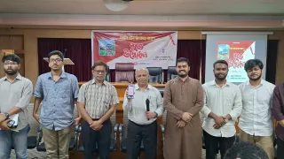 শাটল ট্রেনের লাইভ লোকেশন জানাবে চাকসুর নতুন অ্যাপ