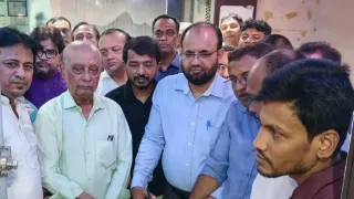 স্বাধীন গণমাধ্যম ছাড়া দেশে গণতন্ত্র বিকশিত হবে না: ডিইউজে সভাপতি