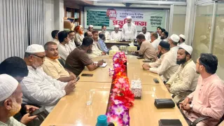 ৫ সেপ্টেম্বর লংমার্চ ও লালদিঘী সমাবেশ সফল করতে চট্টগ্রাম মহানগর জামায়াতের প্রস্তুতি সভা